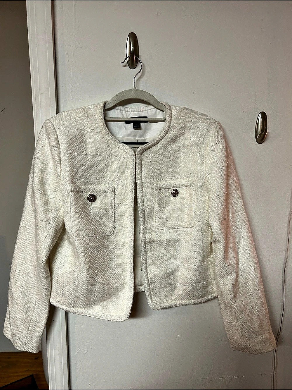 🔥Ann Taylor Textured Jacket in White Like New